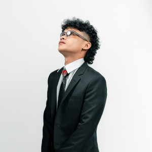 DJ